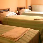 Italia Hotel 2*